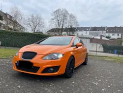 Orange Gebraucht 2010 Seat Leon Style Limousine | 6.200 € (Fairer Preis)