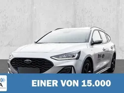 Silber metallic Gebraucht 2024 Ford Focus ST-Line X | 27.180 € (Fairer Preis)