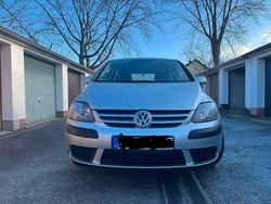 Silber Gebraucht 2005 VW Golf Plus Cross Comfortline Van / Kleinbus | 2.400 € (Guter Preis)