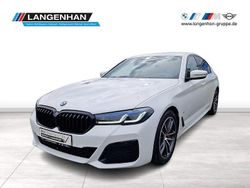 Weiß Gebraucht 2022 BMW 530 Performance Limousine | 37.843 € (Etwas zu teuer)