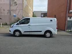 Weiß Gebraucht 2022 Ford Transit Custom Van / Kleinbus | 28.000 € (Guter Preis)