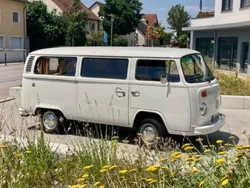 Weiß Gebraucht 1976 VW T2 Van | 21.000 €