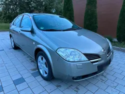 Grau Gebraucht 2005 Nissan Primera Limousine | 1.990 €
