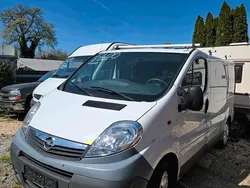 Weiß Gebraucht 2014 Opel Vivaro Van | 5.900 € (Fairer Preis)