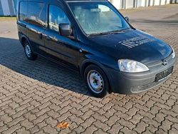 Schwarz Gebraucht 2011 Opel Combo Limousine | 1.099 € (Superpreis)