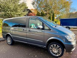 Grau Gebraucht 2013 Mercedes Viano Edition Van / Kleinbus | 17.900 € (Fairer Preis)