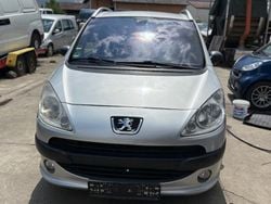 Gris aluminium Gebraucht 2007 Peugeot 1007 Premium Kleinwagen | 2.500 € (Guter Preis)