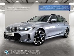 Grau Gebraucht 2024 BMW 330 Comfort Edition Kombi | 54.770 €