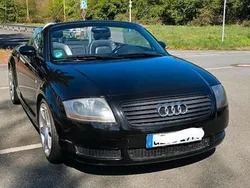 Schwarz Gebraucht 2000 Audi TT Roadster Cabrio | 4.800 € (Fairer Preis)