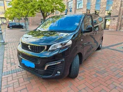 Schwarz Gebraucht 2019 Peugeot Traveller Business-Line Van / Kleinbus | 29.400 € (Fairer Preis)