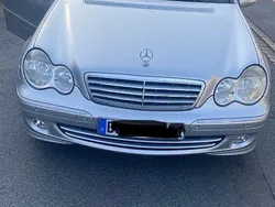 Silber Gebraucht 2004 Mercedes C180 Elegance Limousine | 6.500 € (Fairer Preis)