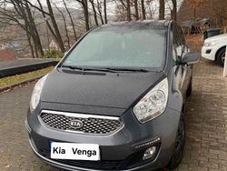 Grau Gebraucht 2011 Kia Venga Edition 7 Kleinwagen | 4.750 € (Guter Preis)