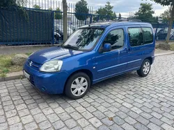 Blau Gebraucht 2006 Citroën Berlingo Van / Kleinbus | 1.750 €