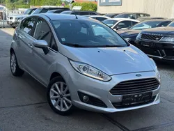 Silber Gebraucht 2015 Ford Fiesta Titanium Kleinwagen | 9.500 € (Fairer Preis)