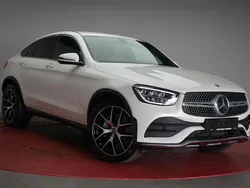 Weiß Gebraucht 2021 Mercedes GLC300 AMG Limousine | 44.490 € (Etwas zu teuer)
