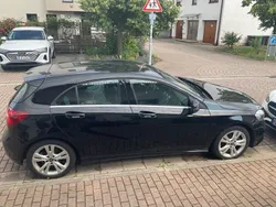 Schwarz Gebraucht 2018 Mercedes A180 Urban Limousine | 16.100 € (Teuer)