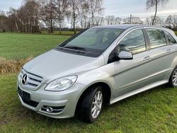 Silber Gebraucht 2008 Mercedes B200 Van / Kleinbus | 6.500 € (Fairer Preis)