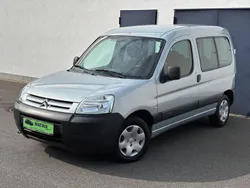 Islandgrau/metallic schutzlack Gebraucht 2005 Citroën Berlingo Advance Van / Kleinbus | 2.700 € (Etwas zu teuer)