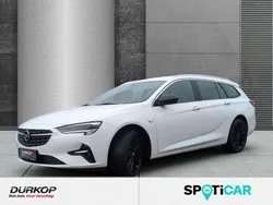 Weiß Gebraucht 2022 Opel Insignia Elegance Kombi | 23.990 € (Fairer Preis)
