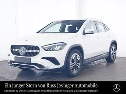 Weiß Gebraucht 2024 Mercedes GLA180 Progressive SUV | 37.680 € (Fairer Preis)