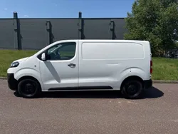 Weiß Gebraucht 2017 Citroën Jumpy Van / Kleinbus | 8.900 € (Fairer Preis)