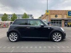 Schwarz Gebraucht 2011 Mini ONE Kleinwagen | 6.999 € (Fairer Preis)
