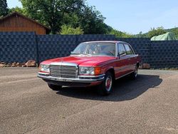 Rot Gebraucht 1976 Mercedes 280 SE Limousine | 120.000 €