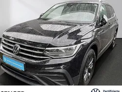 Schwarz Gebraucht 2023 VW Tiguan Allspace Move SUV | 39.890 € (Teuer)