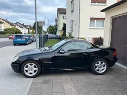 Schwarz Gebraucht 2001 Mercedes SLK200 Cabrio | 2.650 € (Fairer Preis)