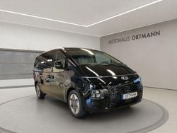 Abyss black / mic Gebraucht 2024 Hyundai Staria Prime Van | 45.990 € (Fairer Preis)