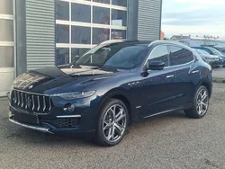 Blau Gebraucht 2020 Maserati Levante SUV | 50.799 € (Guter Preis)