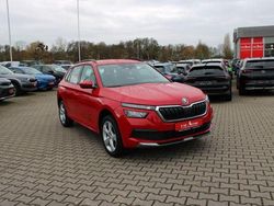 Rot Gebraucht 2023 Skoda Kamiq Ambition SUV | 21.930 € (Fairer Preis)