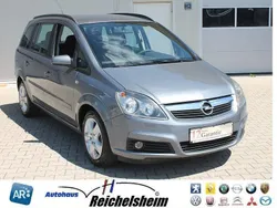 Grau Gebraucht 2005 Opel Zafira Van / Kleinbus | 3.899 € (Teuer)