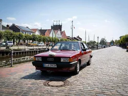 Rot Gebraucht 1983 Audi 80 Limousine | 5.400 €