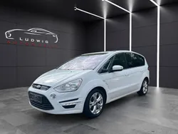 Weiß Gebraucht 2010 Ford S-MAX Titanium Van / Kleinbus | 8.950 € (Etwas zu teuer)