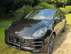 Schwarz Gebraucht 2016 Porsche Macan Turbo SUV | 49.000 € (Etwas zu teuer)