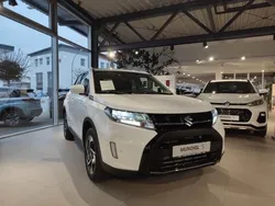 Cool white pearl Neu 2024 Suzuki Vitara Comfort+ SUV | 28.850 € (Etwas zu teuer)