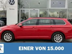 Rot Gebraucht 2022 VW Passat Business Kombi | 24.150 € (Guter Preis)