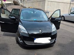 Schwarz Gebraucht 2011 Renault Grand Scénic Van / Kleinbus | 3.500 €