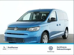 Blau Gebraucht 2024 VW Caddy Maxi Basis Van / Kleinbus | 33.990 € (Superpreis)