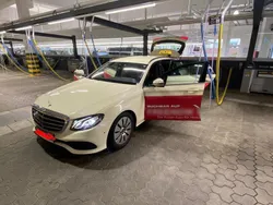 Schwarz Gebraucht 2019 Mercedes E220 Kombi | 20.499 € (Fairer Preis)