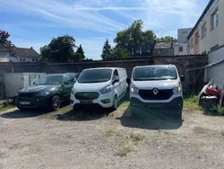 Weiß Gebraucht 2016 Renault Trafic Komfort Van | 8.250 € (Teuer)