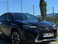 Schwarz Gebraucht 2022 Lexus UX SUV | 26.900 €