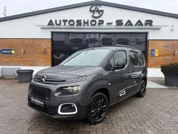 Lackierung platiniumgrau/typ Gebraucht 2023 Citroën Berlingo Shine Van / Kleinbus | 23.500 € (Fairer Preis)
