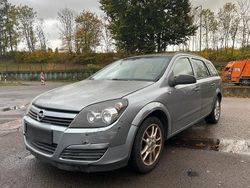 Grau Gebraucht 2005 Opel Astra Kombi | 600 € (Guter Preis)