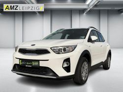 (ud) clear white s Gebraucht 2018 Kia Stonic SUV | 12.490 € (Guter Preis)