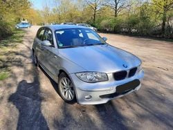 Silber Gebraucht 2007 BMW 120 Kleinwagen | 4.990 € (Fairer Preis)