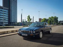 Blau Gebraucht 1998 Jaguar XJ8 Sovereign Limousine | 11.900 € (Teuer)
