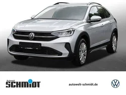 Reflexsilber metallic Gebraucht 2024 VW Taigo Life SUV | 24.398 € (Superpreis)
