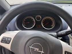 Grau Gebraucht 2007 Opel Corsa Kleinwagen | 4.500 €